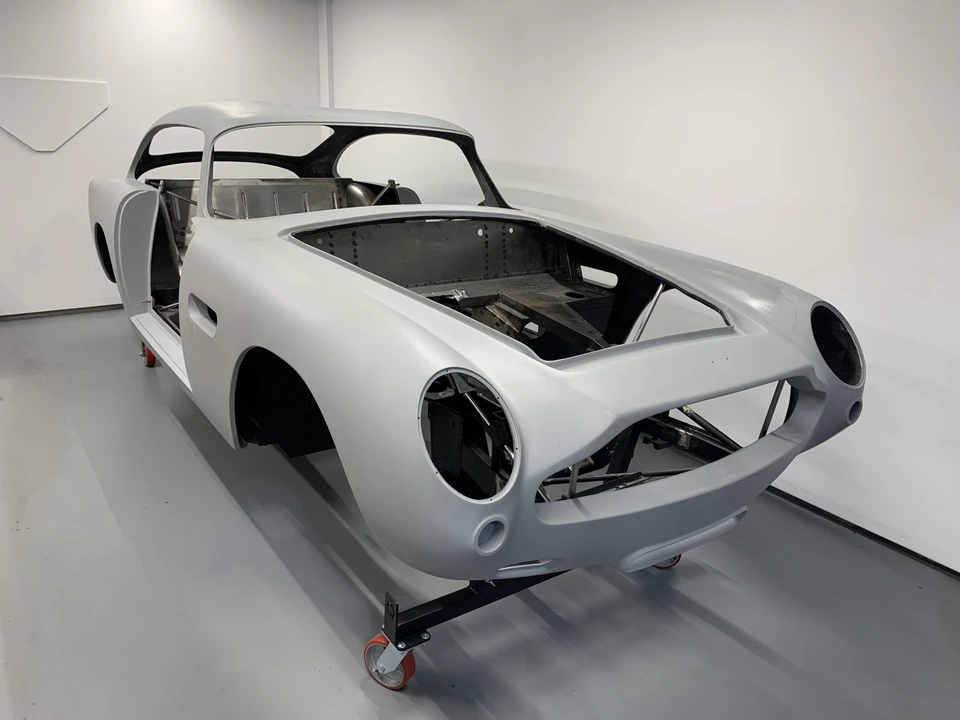 Aston Martin DB5 - Image 18 of 31