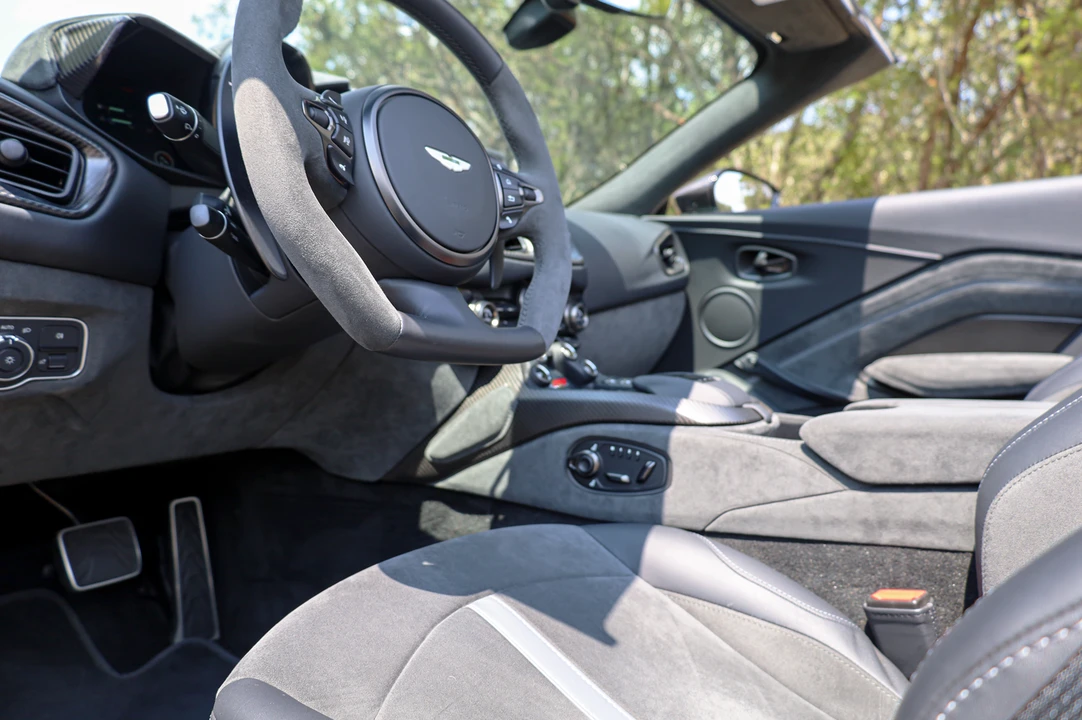 2023 Aston Martin V8 Vantage (2019+) - Image 11 of 13