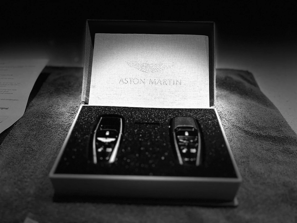 2023 Aston Martin V8 Vantage (2019+) - Image 9 of 13
