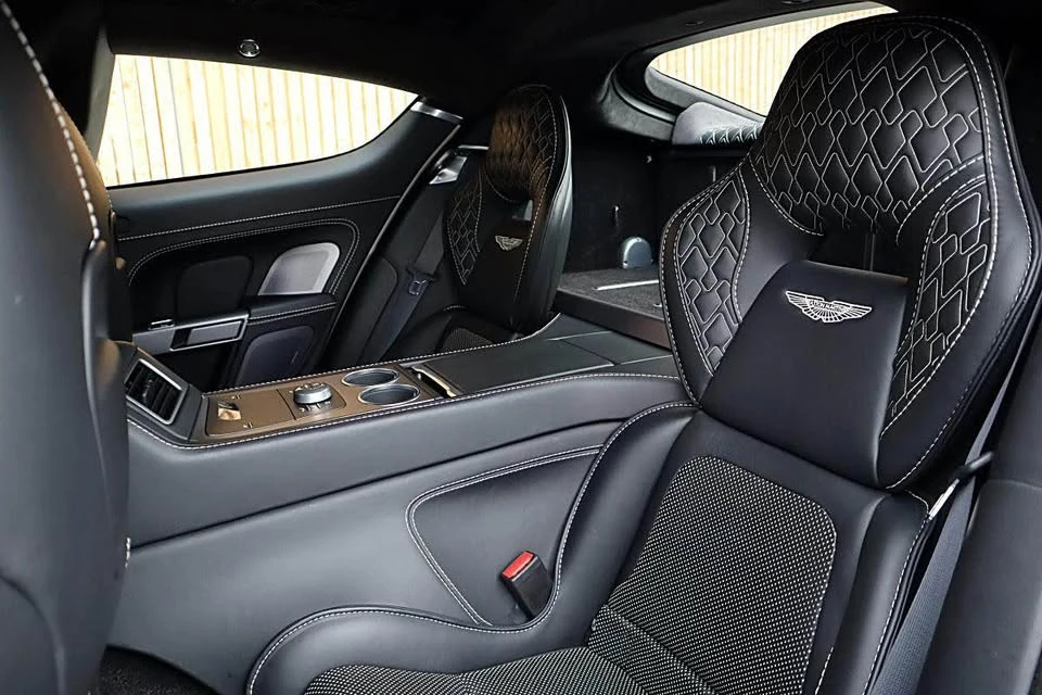 2015 Aston Martin Rapide - Image 9 of 9