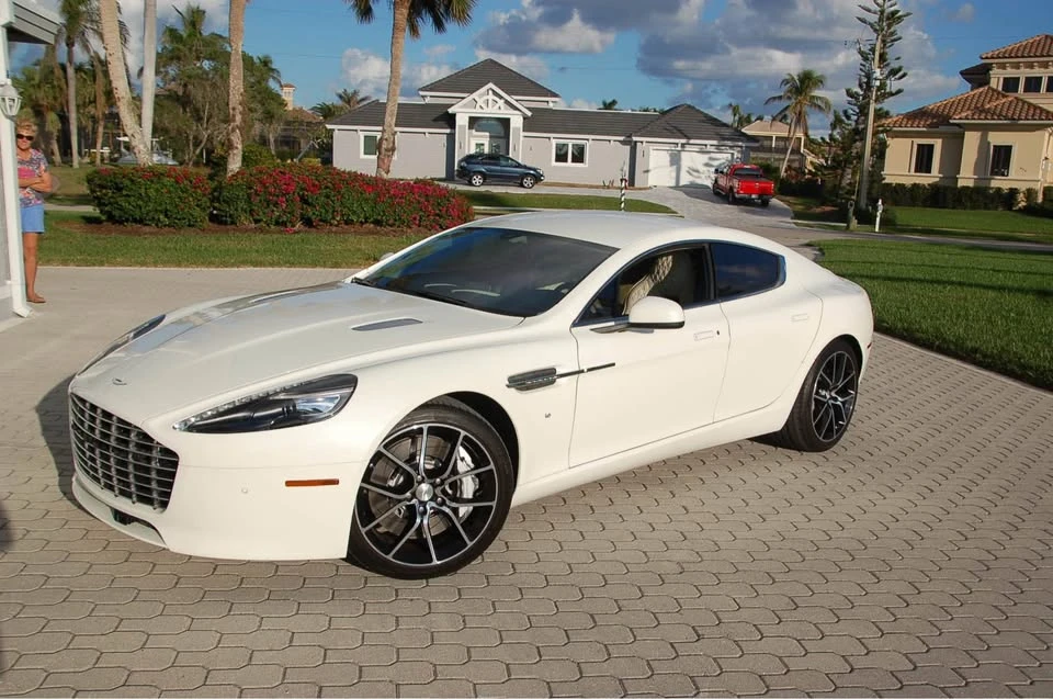 2016 Aston Martin Rapide - Image 3 of 4