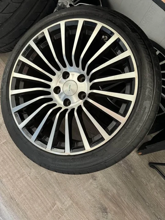 2017 Parts & Memorabilia Other Wheels - Image 6 of 7