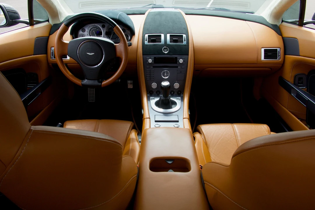 2007 Aston Martin Vantage - Image 11 of 29
