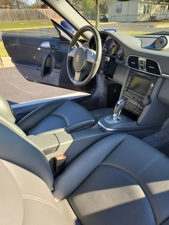 2010 Porsche 997 Carrera S - Image 20 of 31