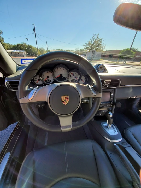 2010 Porsche 997 Carrera S - Image 24 of 31