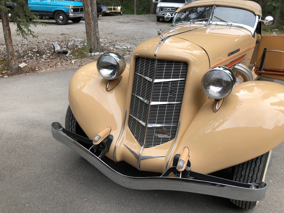 Auburn Speedster - Image 24 of 31