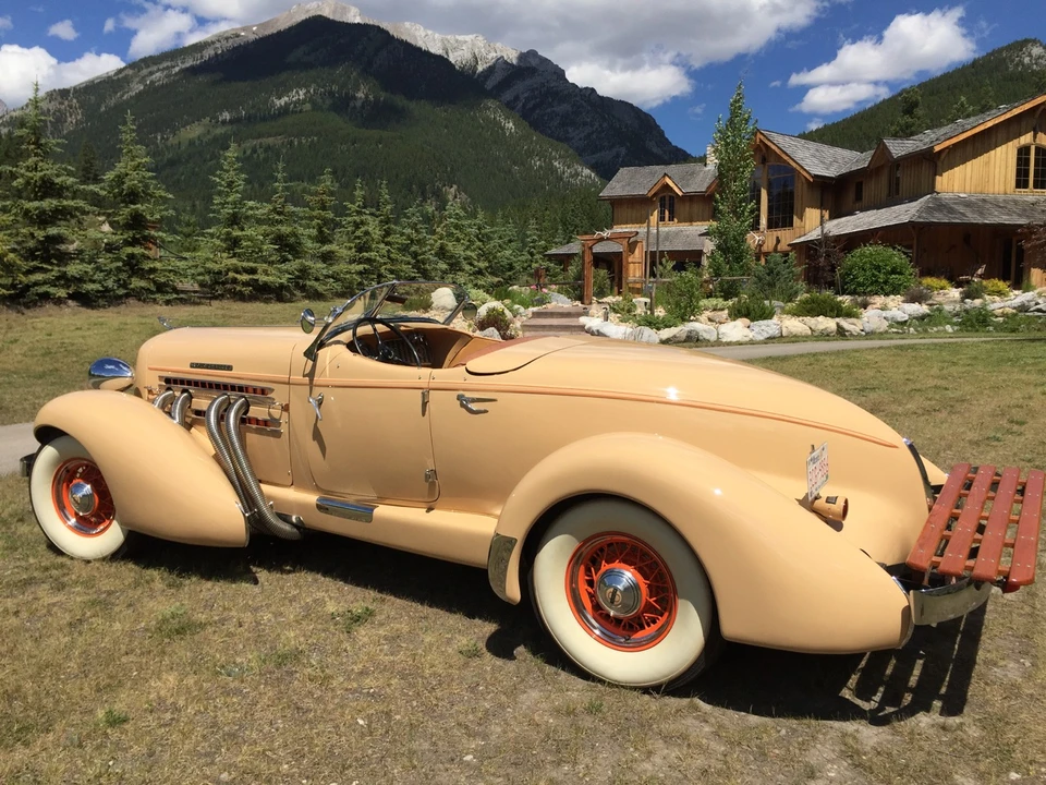 Auburn Speedster - Image 16 of 31