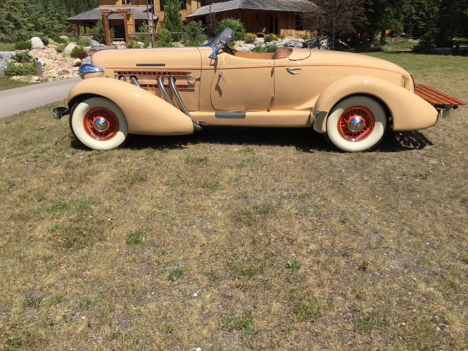 Auburn Speedster - Image 15 of 31