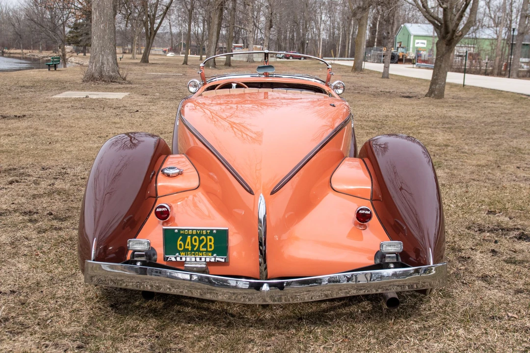 Auburn Speedster - Image 12 of 31
