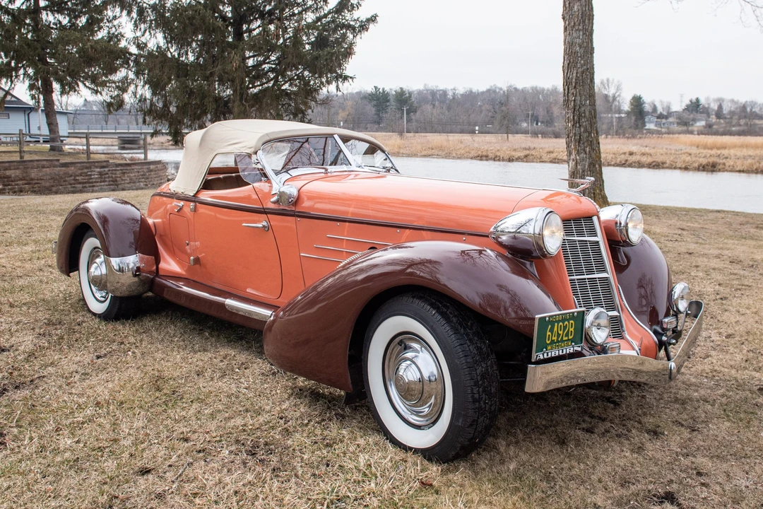 Auburn Speedster - Image 8 of 31