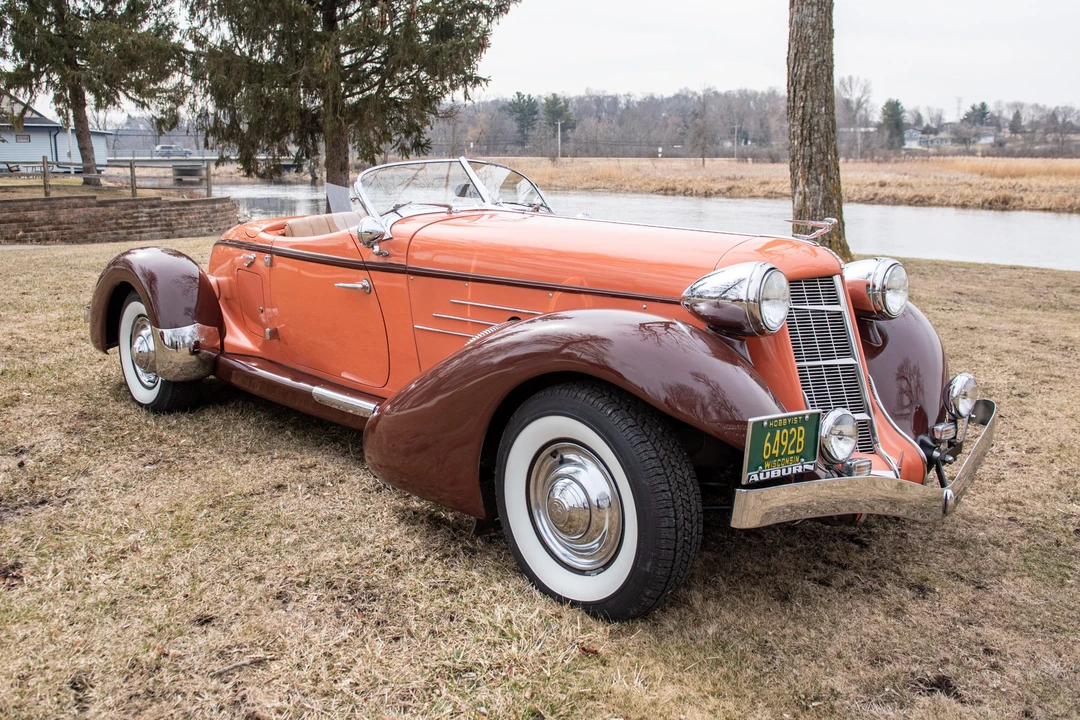 Auburn Speedster - Image 15 of 31