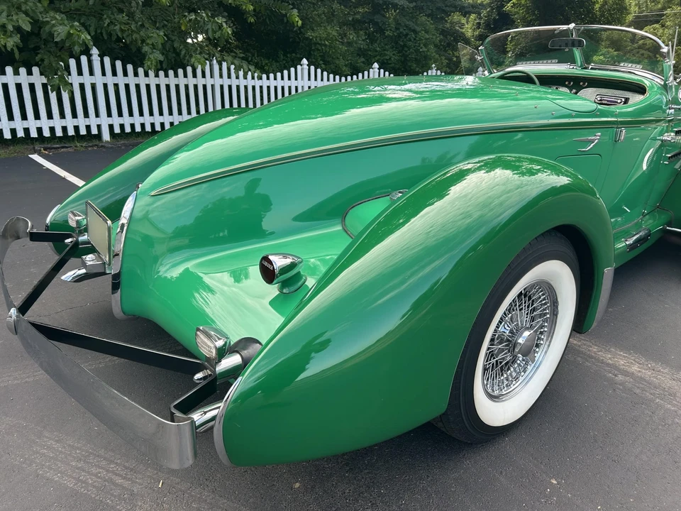 Auburn Speedster - Image 16 of 31