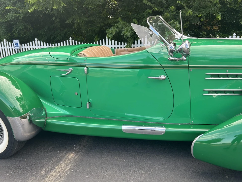 Auburn Speedster - Image 18 of 31