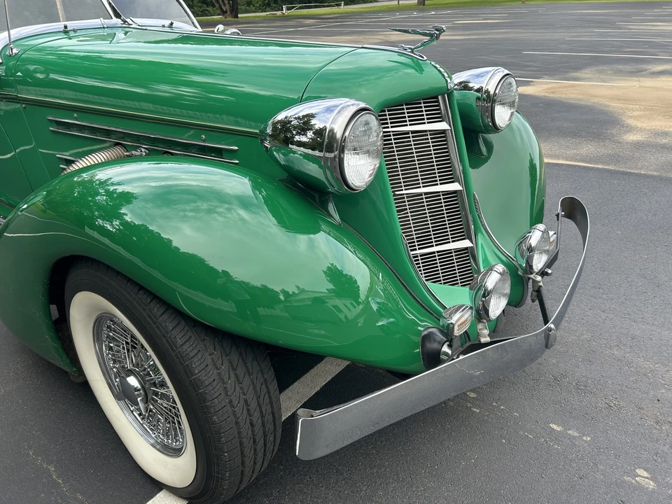 Auburn Speedster - Image 20 of 31