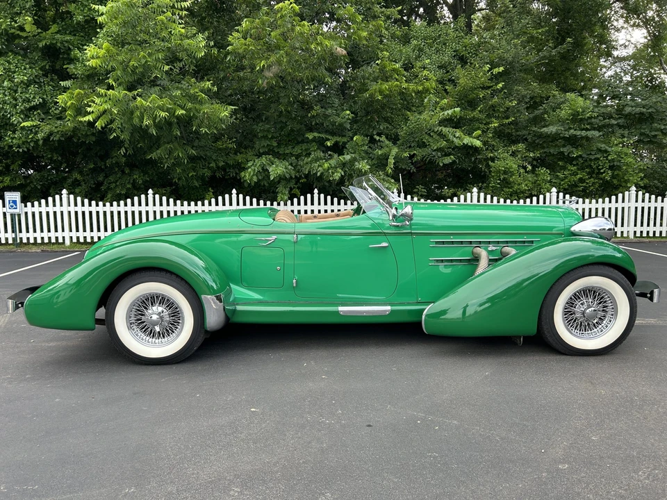 Auburn Speedster - Image 8 of 31