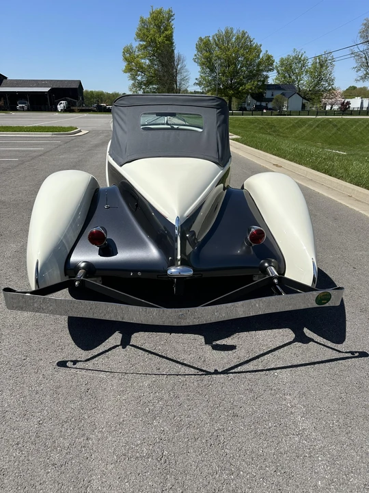 Auburn Speedster - Image 8 of 31