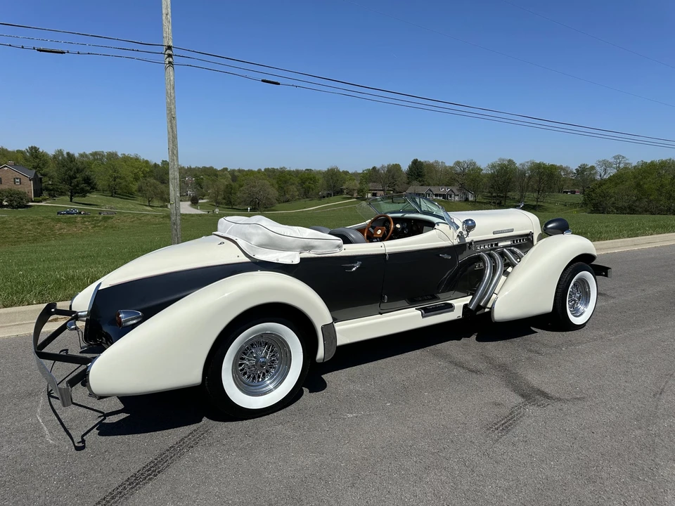 Auburn Speedster - Image 18 of 31