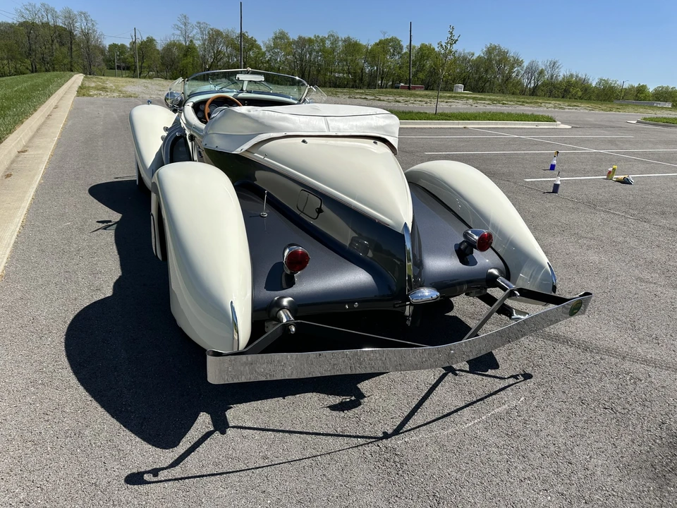 Auburn Speedster - Image 22 of 31