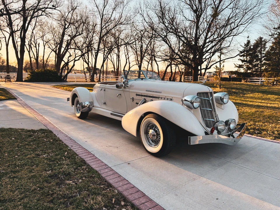 Auburn Speedster - Image 25 of 31