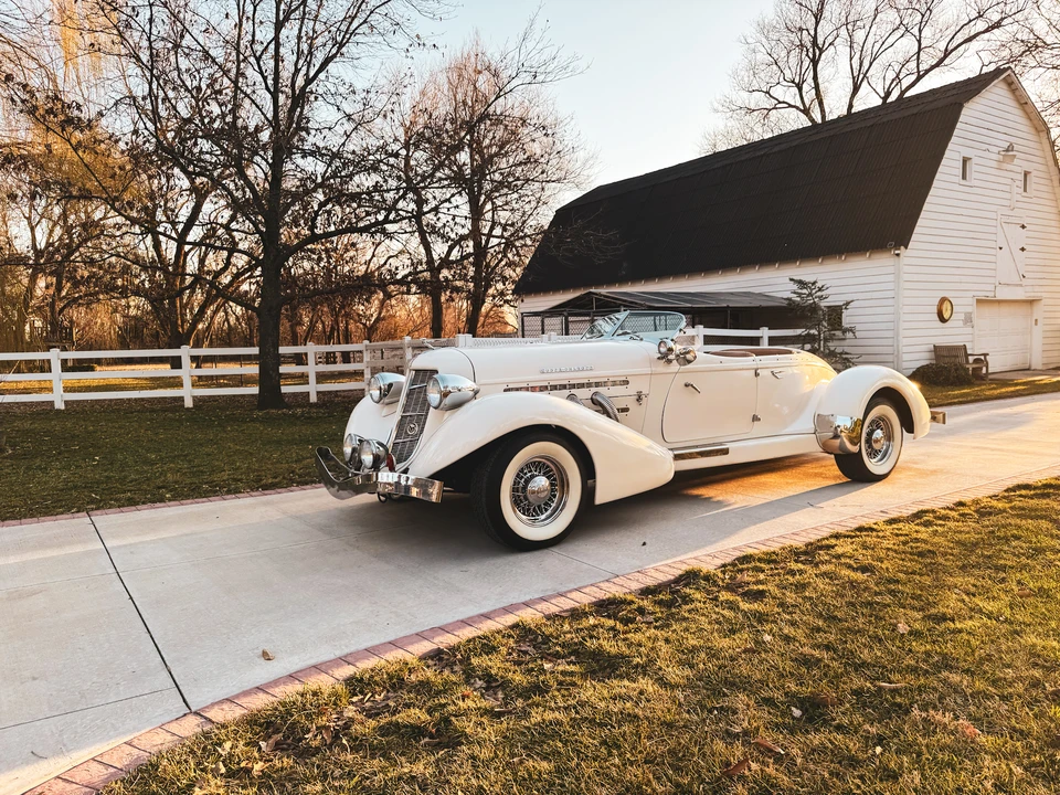 Auburn Speedster - Image 2 of 31