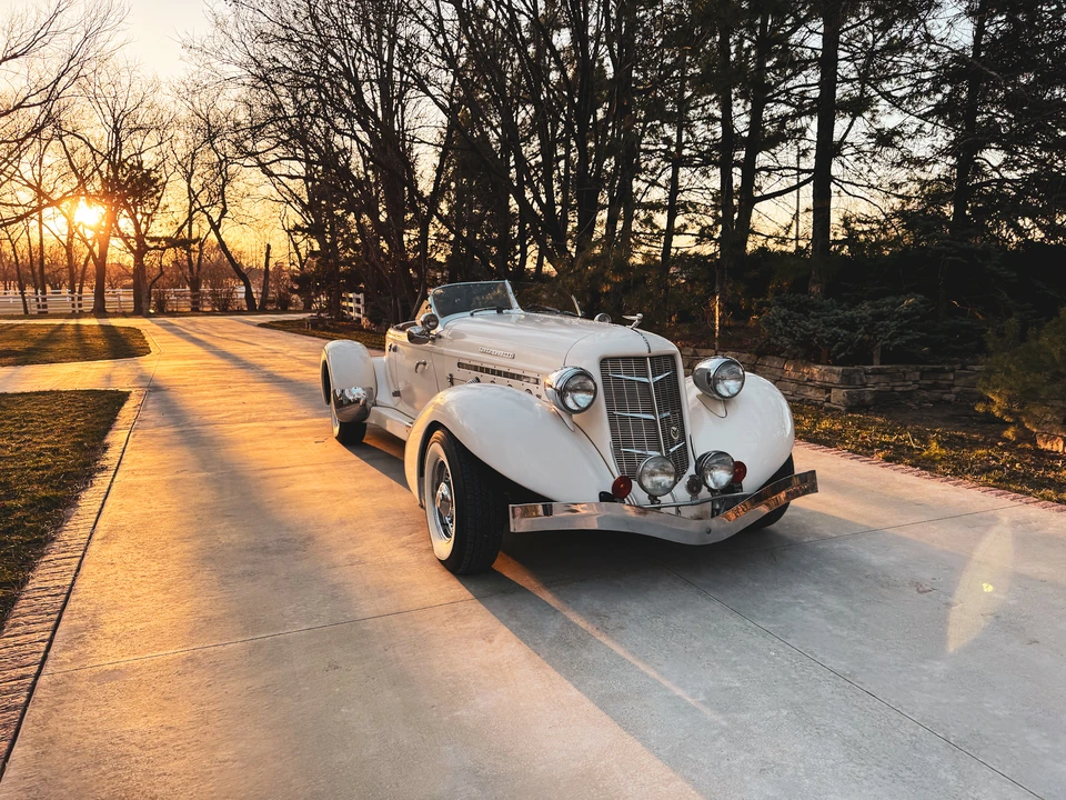 Auburn Speedster - Image 20 of 31
