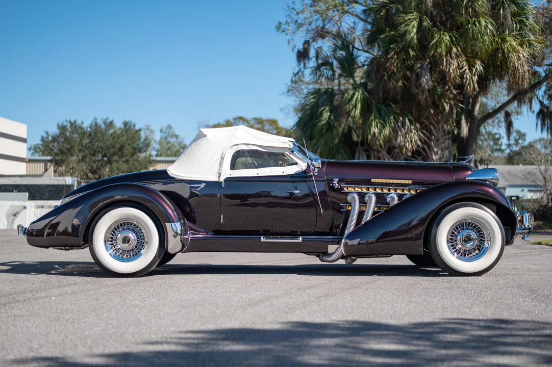 Auburn Speedster - Image 7 of 31