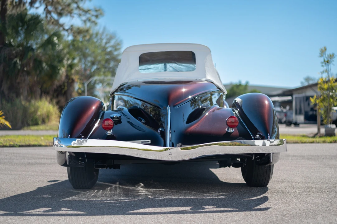 Auburn Speedster - Image 11 of 31
