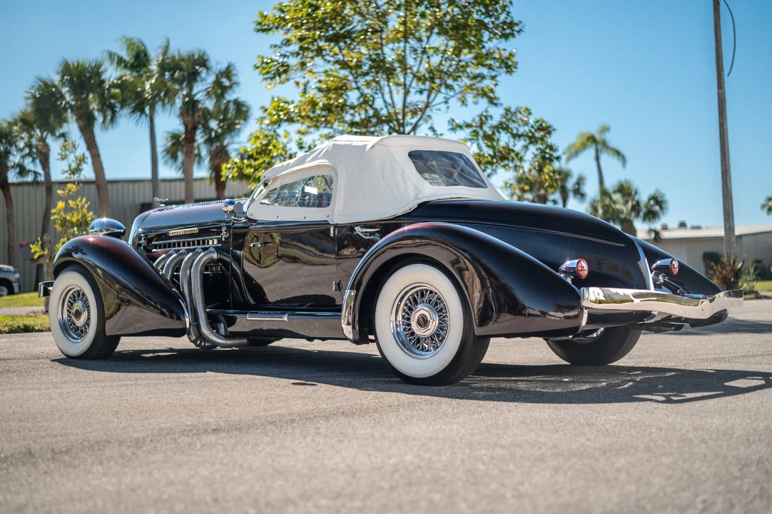 Auburn Speedster - Image 13 of 31