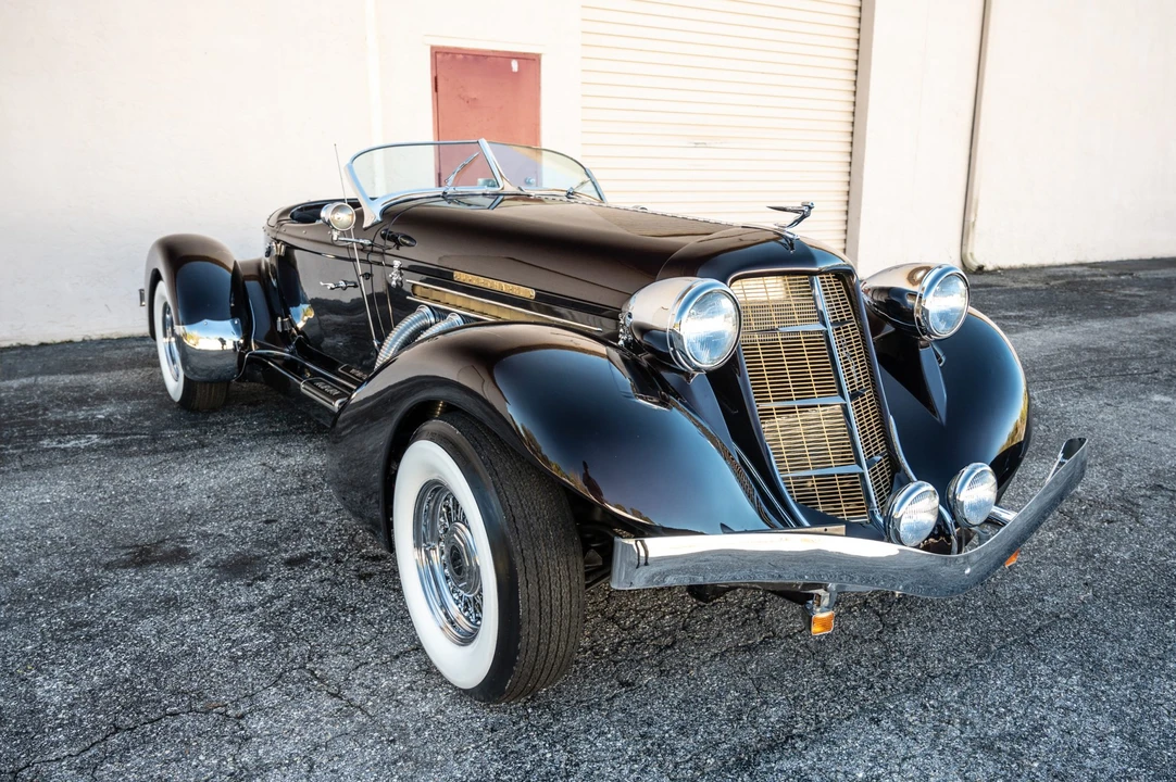 Auburn Speedster - Image 18 of 31