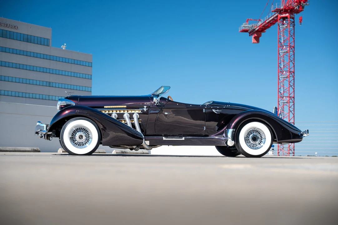 Auburn Speedster - Image 25 of 31