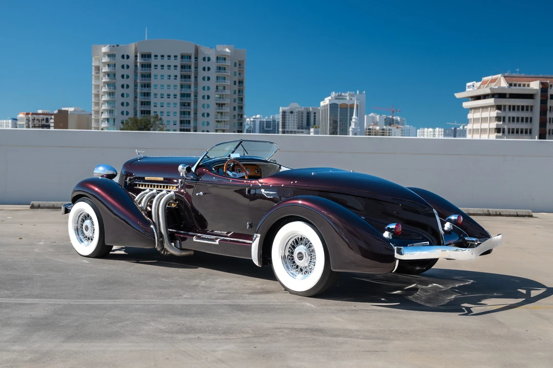 Auburn Speedster - Image 26 of 31