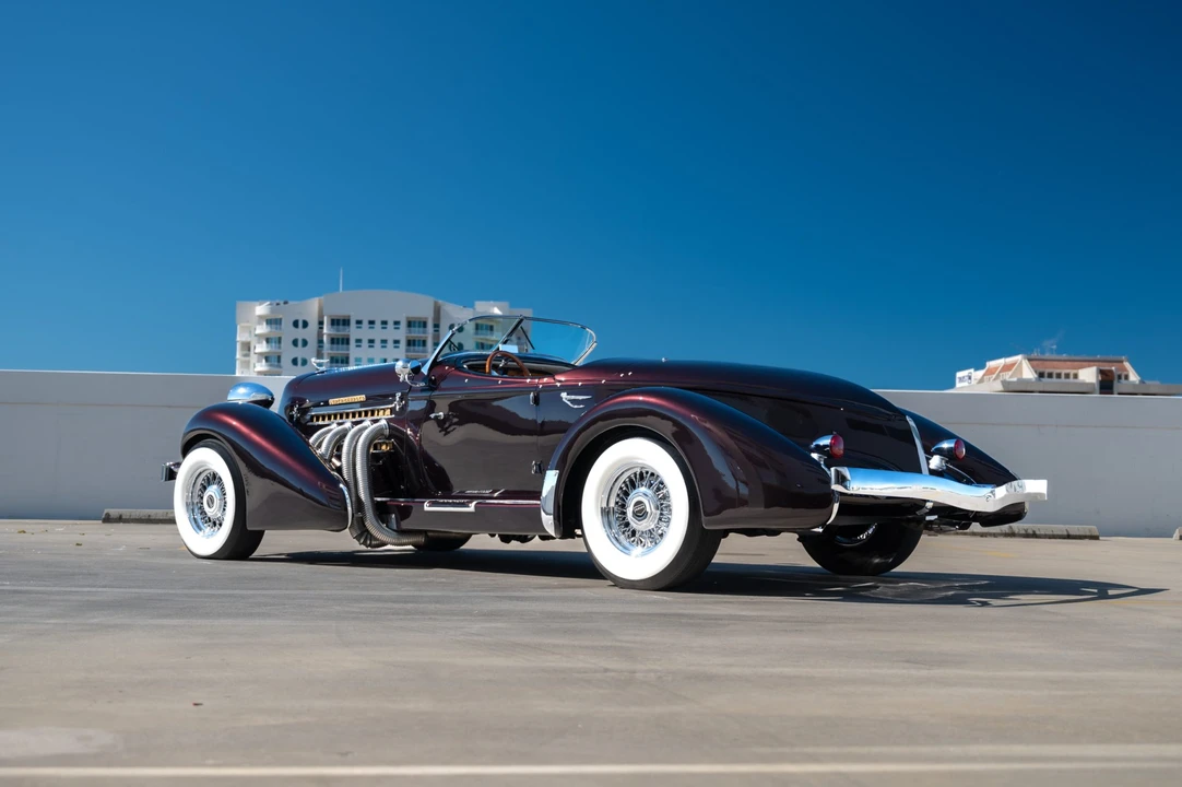 Auburn Speedster - Image 27 of 31