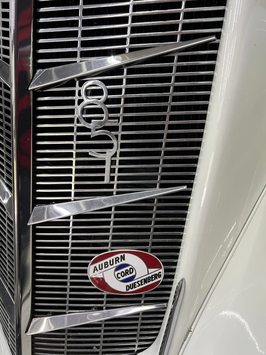 Auburn Speedster - Image 15 of 31