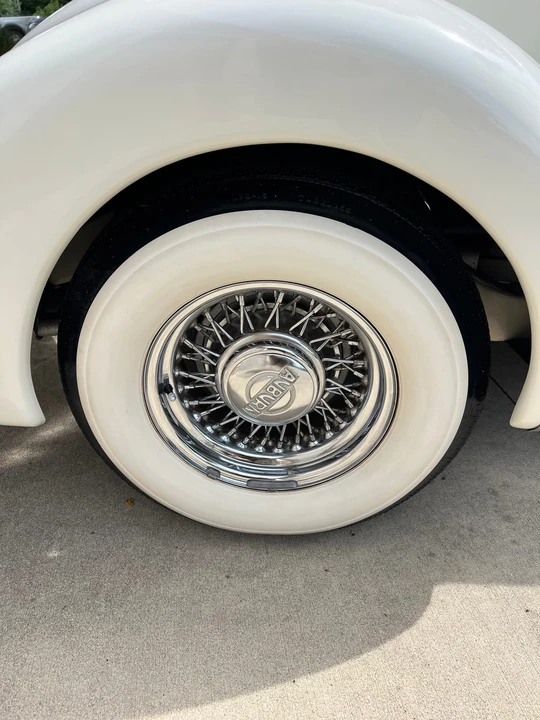 Auburn Speedster - Image 29 of 31