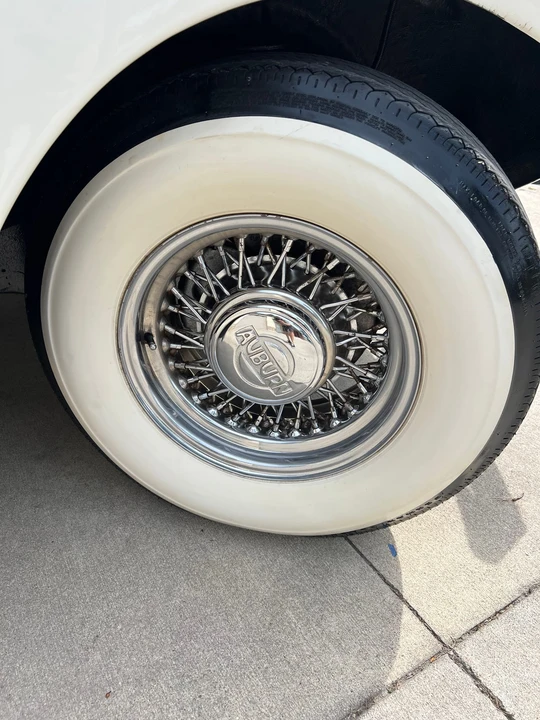 Auburn Speedster - Image 30 of 31