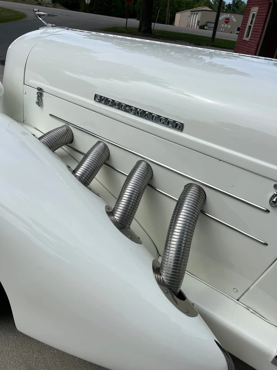 Auburn Speedster - Image 17 of 31