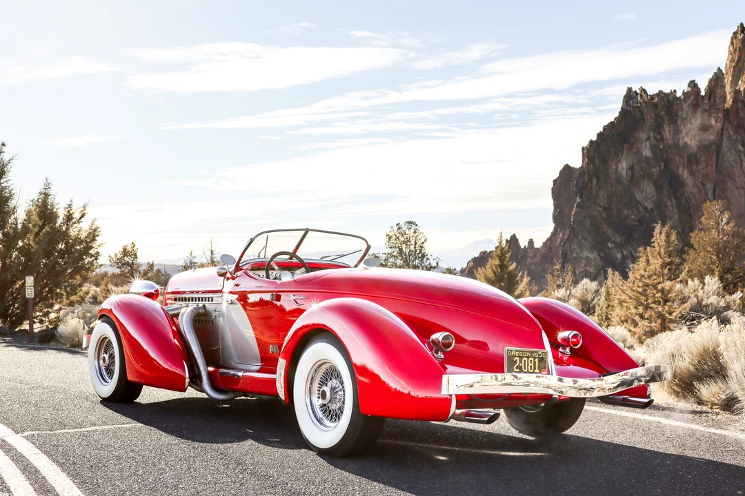 Auburn Speedster - Image 10 of 31