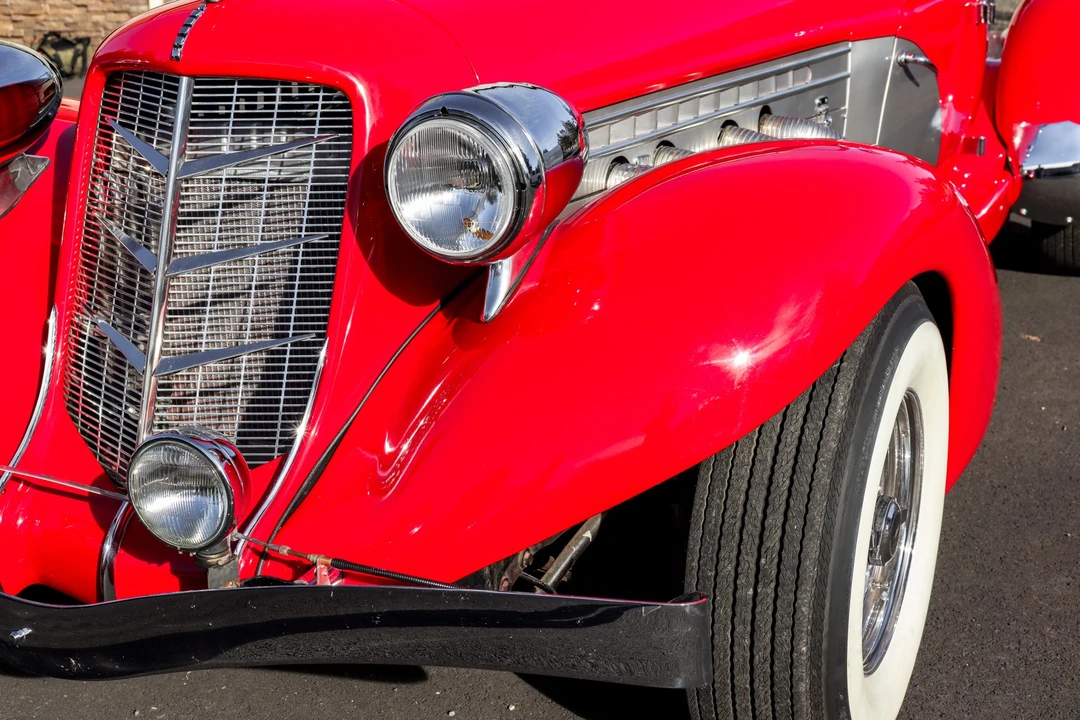 Auburn Speedster - Image 19 of 31