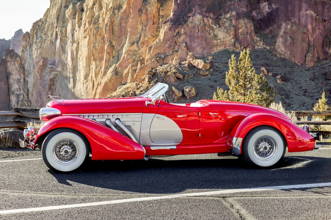 Auburn Speedster - Image 12 of 31