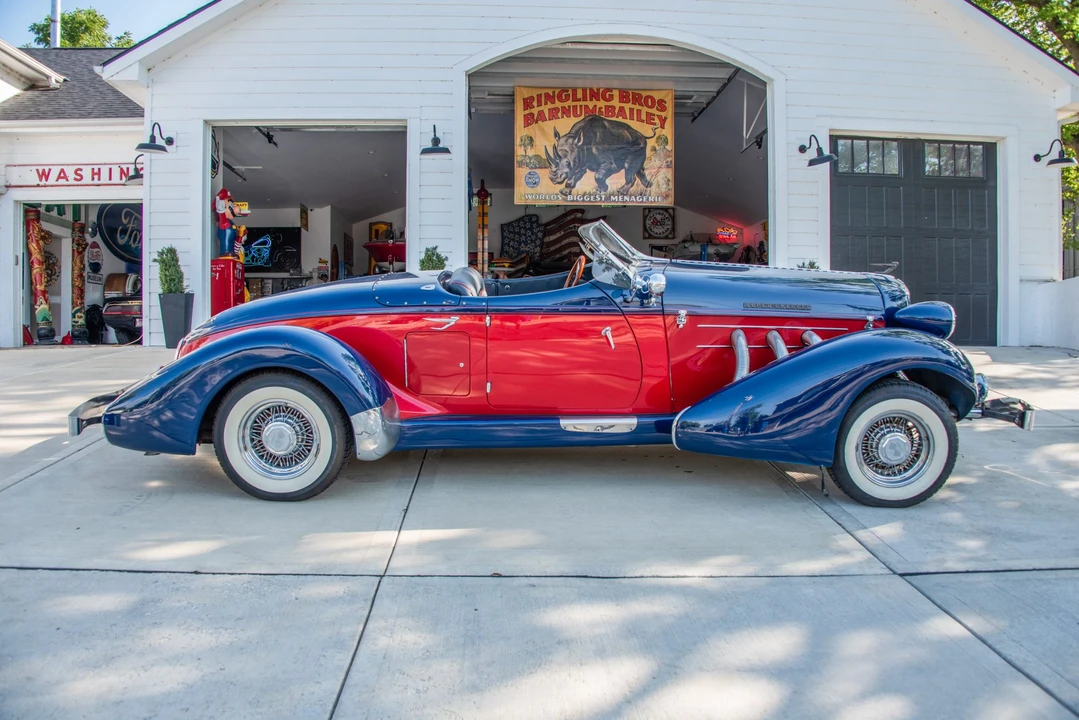 Auburn Speedster - Image 7 of 31