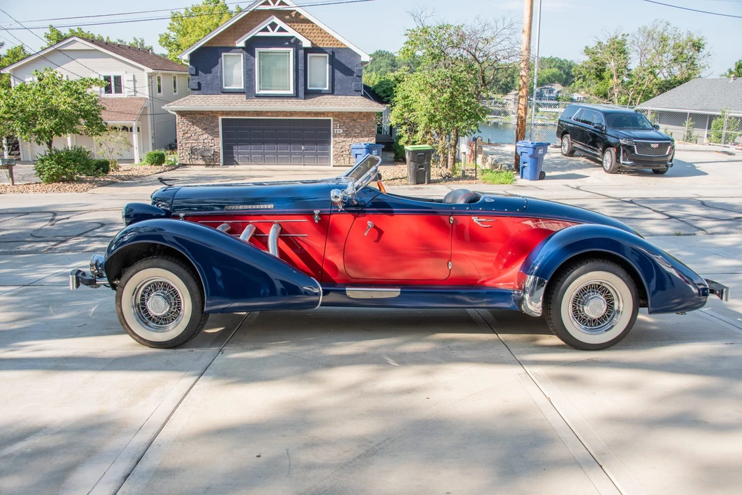 Auburn Speedster - Image 3 of 31