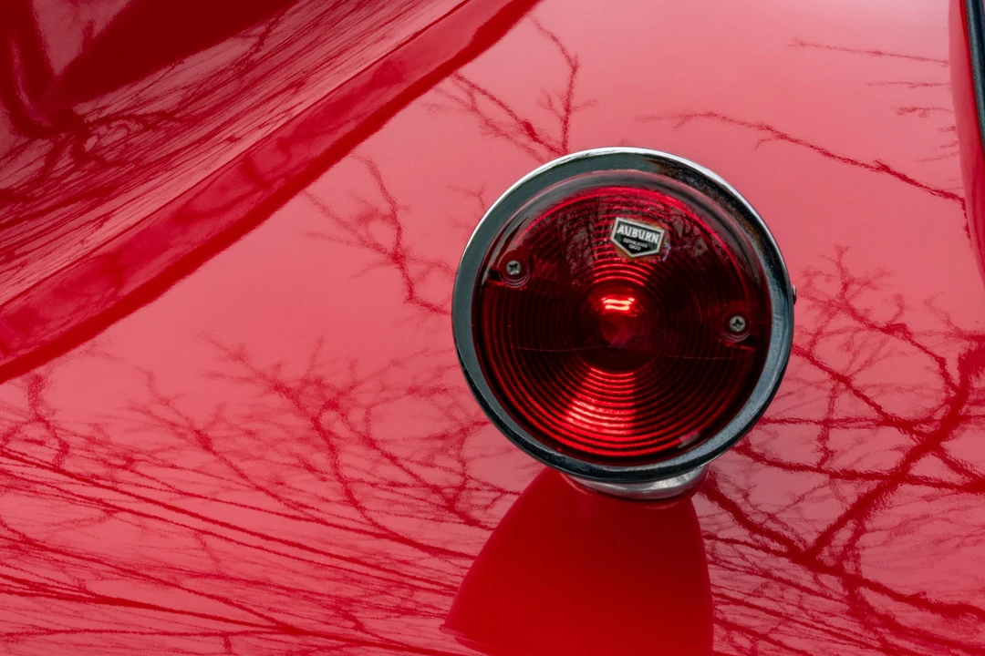 Auburn Speedster - Image 20 of 31
