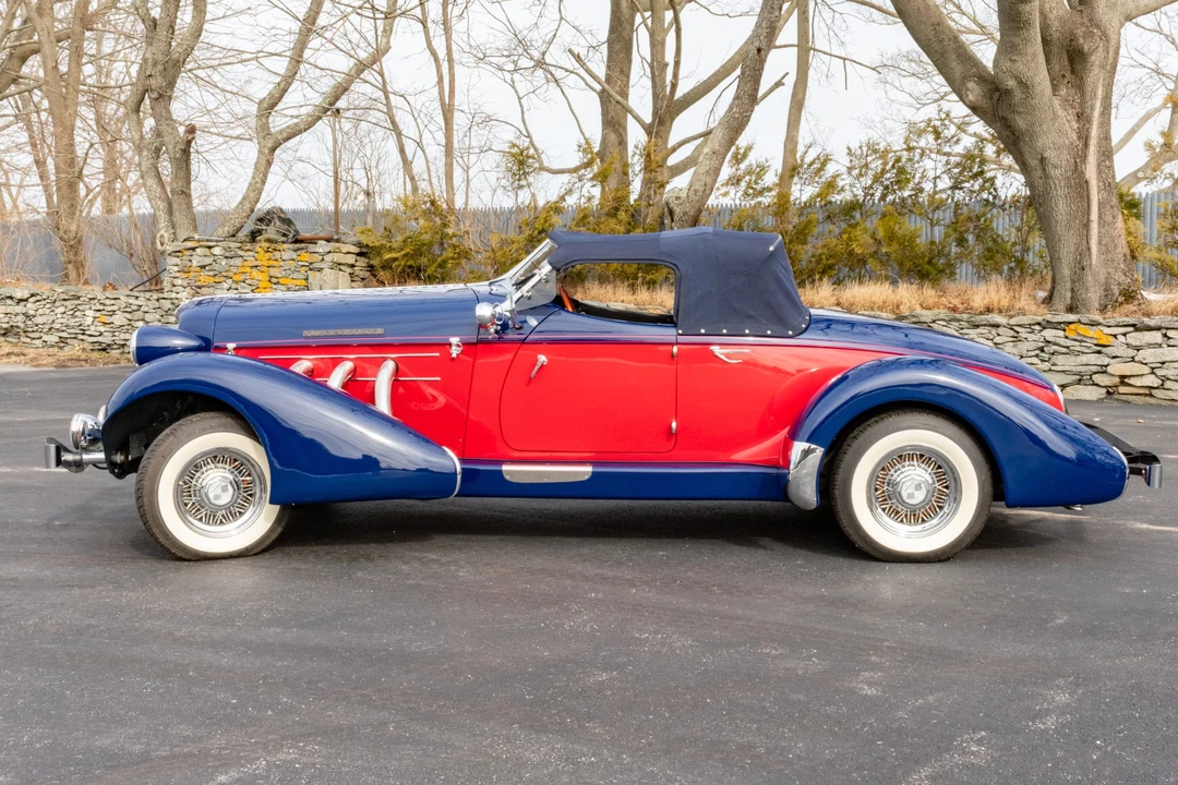 Auburn Speedster - Image 13 of 31