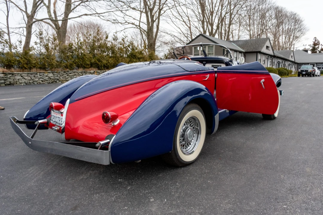 Auburn Speedster - Image 16 of 31