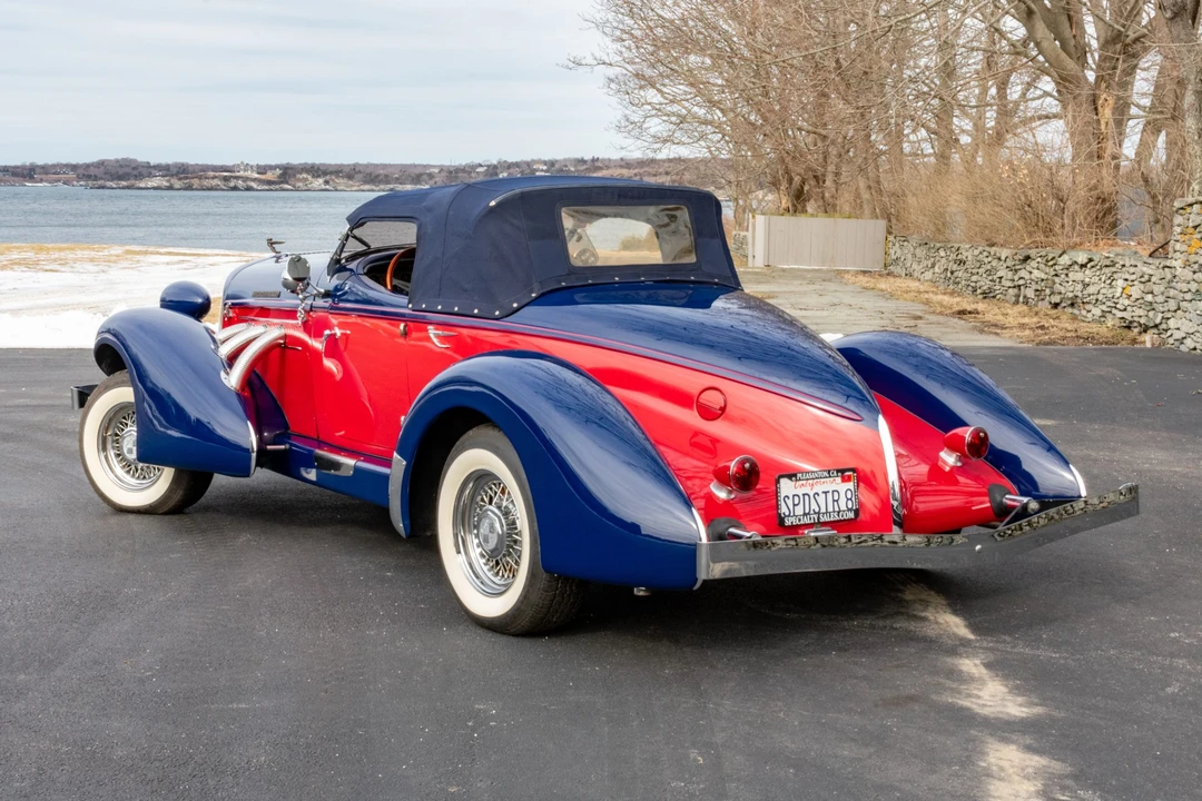Auburn Speedster - Image 11 of 31