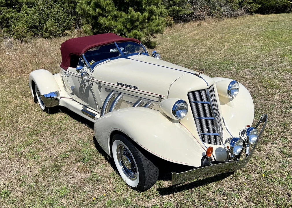 Auburn Speedster - Image 31 of 31
