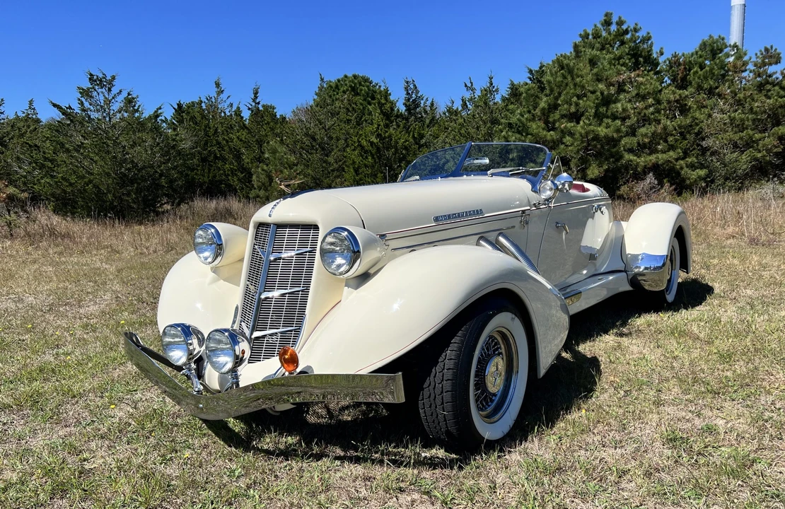 Auburn Speedster - Image 23 of 31