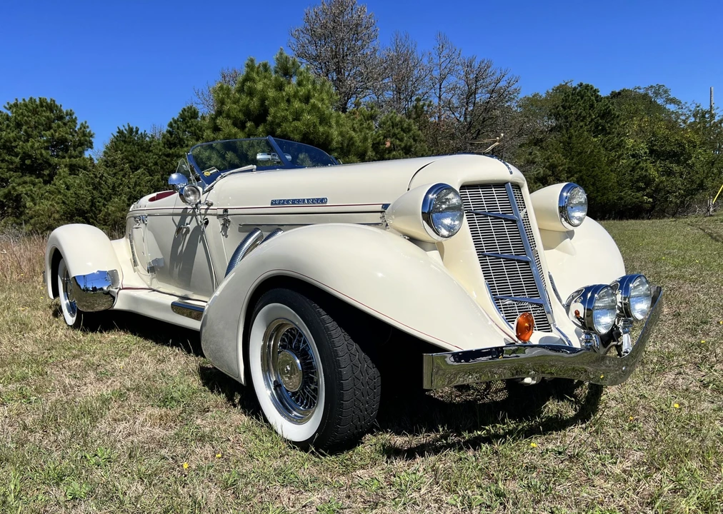 Auburn Speedster - Image 19 of 31