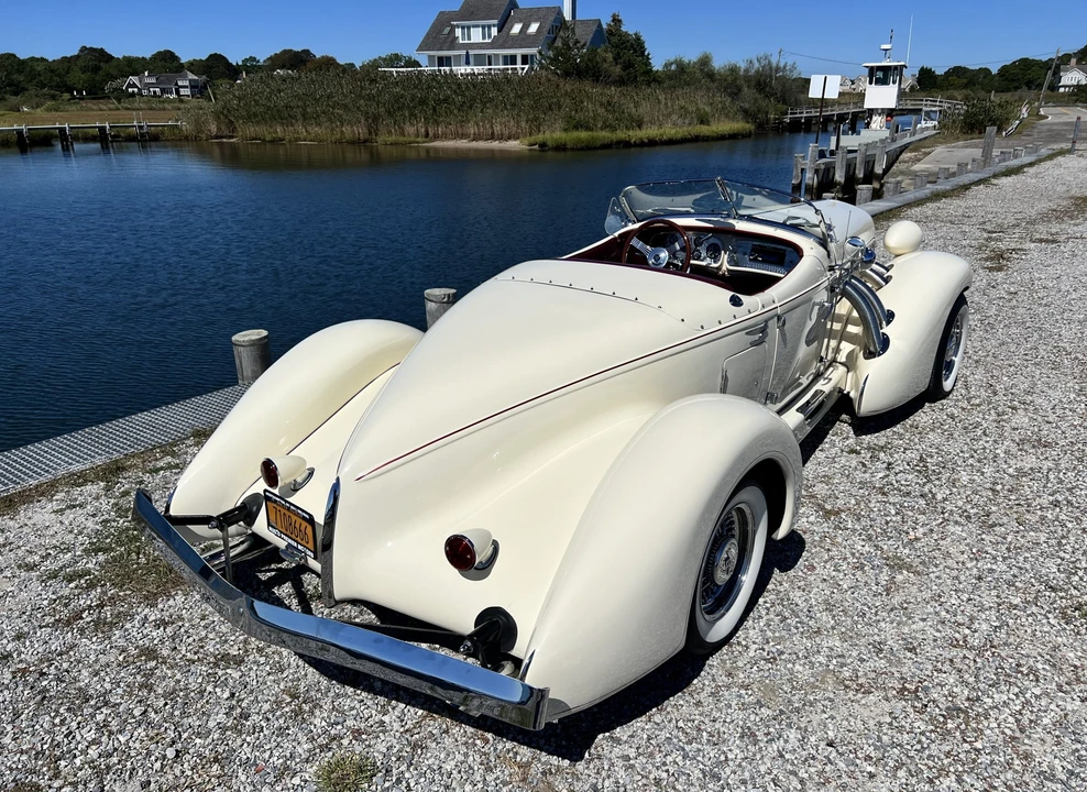 Auburn Speedster - Image 13 of 31