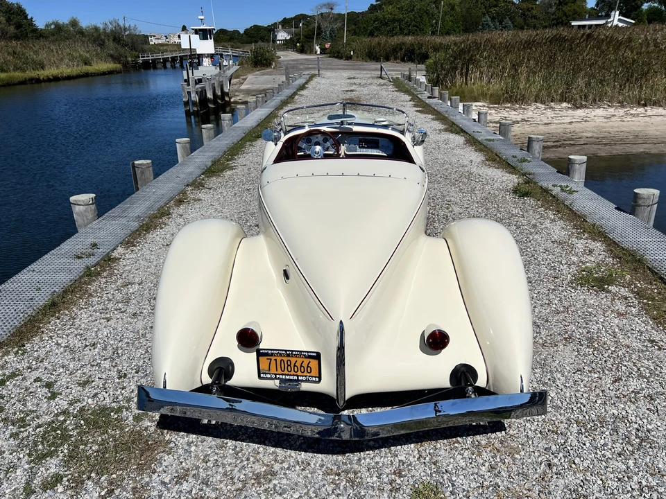 Auburn Speedster - Image 11 of 31